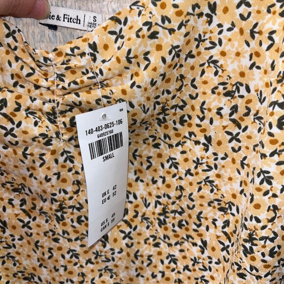 Abercrombie & Fitch Puff Sleeve Sweetheart Top - Yellow Pattern (NWT) - Picture 4 of 5